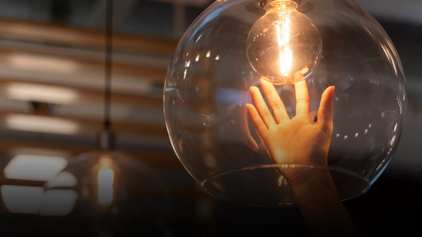 تطوير وصيانة الشبكات الكهربائية المنزلية بأسلوب احترافي يضمن الأمان الكامل